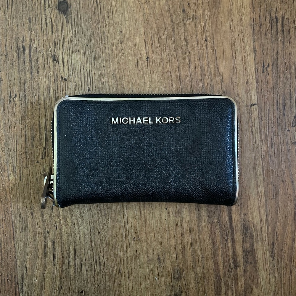 Michael Kors wallet
